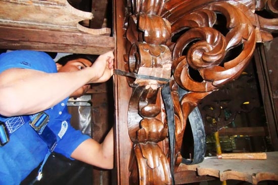 Órgano menor antiguo de la Catedral de Puebla es sometido a trabajos de restauración
