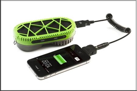 Carga tu celular con agua