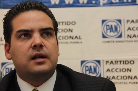 Mondragón asegura que Díaz Caneja no opera para RMV