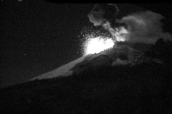 Popocatépetl emitió 12 exhalaciones de baja intensidad