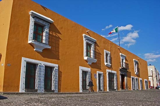 Espías con enaguas