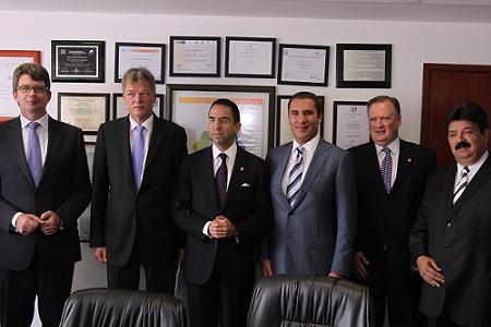 Presidente de VW México y Moreno Valle se reúnen con Javier Lozano
