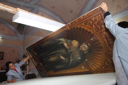 INAH restauró retablo de Huaquechula con obras novohispanas de Villalpando