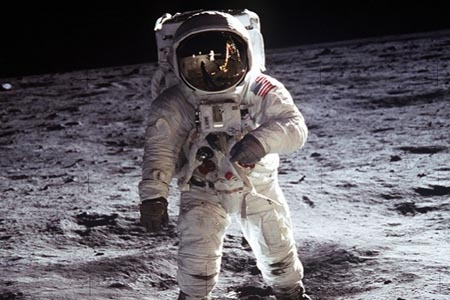 ¿Qué pasaría si un astronauta muere en la luna?
