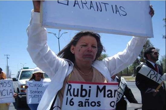 “No…por favor, no”
