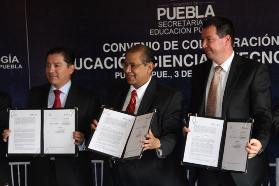 Concytep signa convenio con Colegio de Puebla