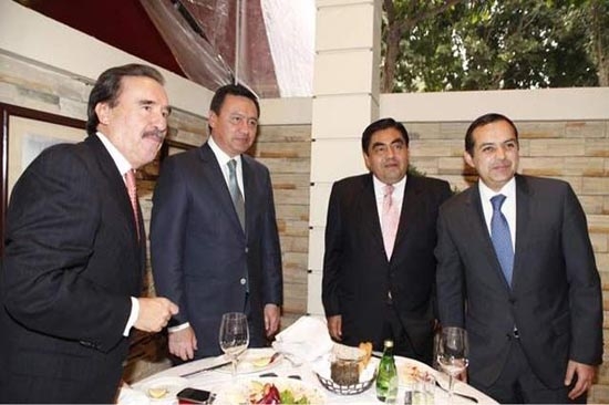 Osorio Chong sienta a Gamboa, Cordero y Barbosa