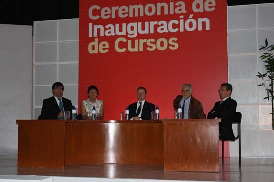 Universidad Iberoamericana inició curso escolar 2010