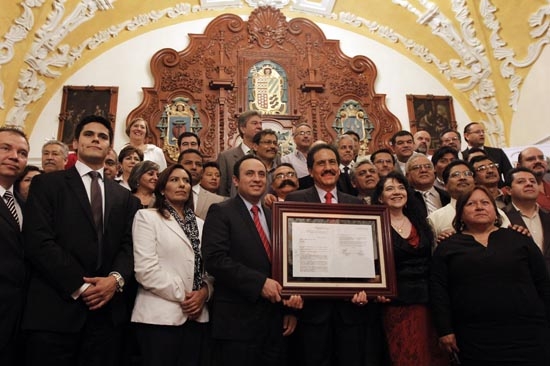Calificación de Fitch Ratings confirma buen manejo financiero de la BUAP: Esparza Ortiz