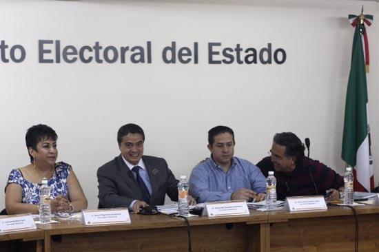 IEE sin dinero para debates; sólo ayudaría a organizarlos