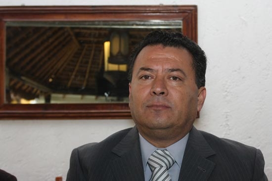 SNTE 23: nuevo líder arropa a disidentes corridos; ofrece reinstalación