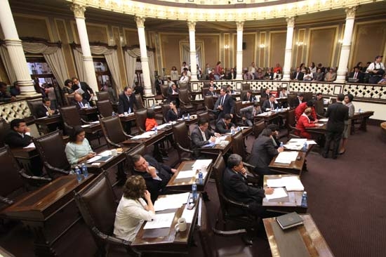 Diputados se enfrentan por viaje para la beatificación de Palafox