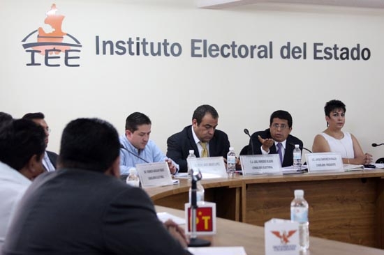 Ahora el PRI se queja porque gobierno mete mano en el IEE