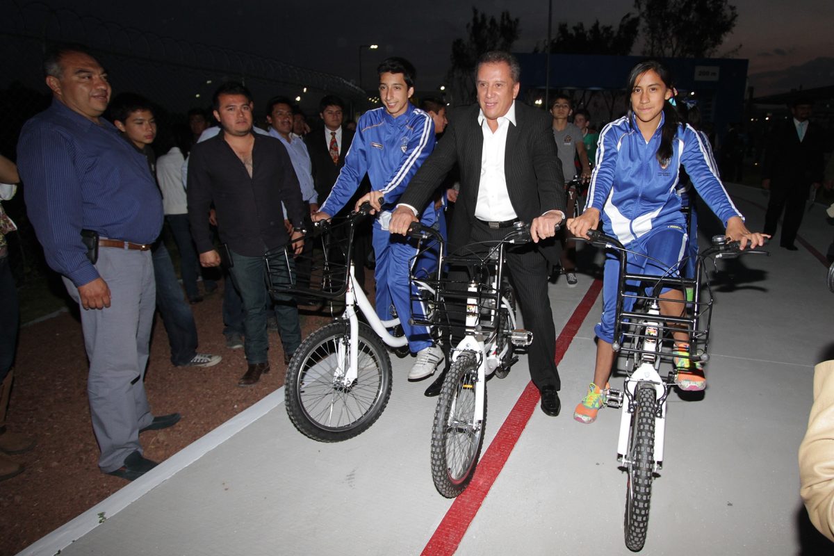 Agüera inaugura Parque del Ajedrez en el CCU de la BUAP