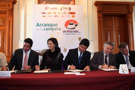 Adicción al café, labor altruista