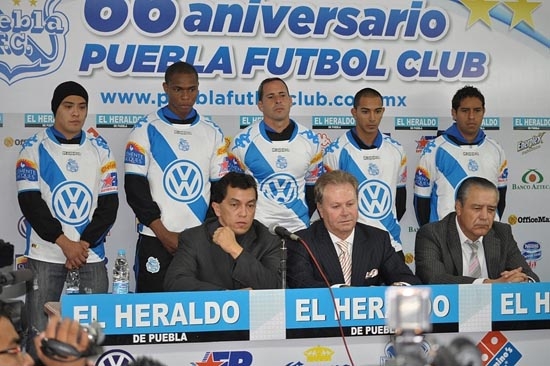 Puebla presenta a sus cinco refuerzos para el Torneo de Clausura 2011