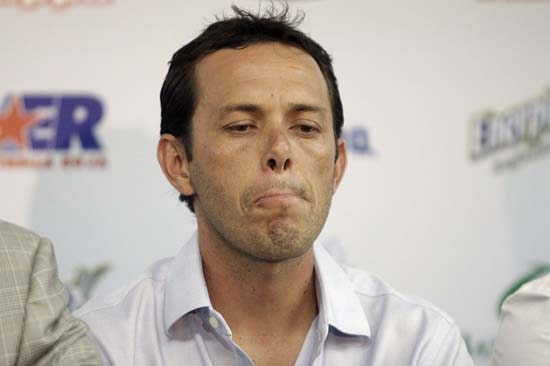 Eduardo Fentanes renunció como técnico de La Franja