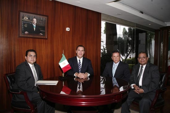Moreno Valle se reúne con Agüera para analizar presupuesto para 2012