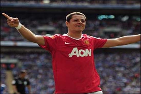Chicharito se vuelve de cera