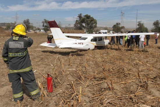Aterrizaje forzoso de avioneta por el aeropuerto de Huejotzingo, dos lesionados