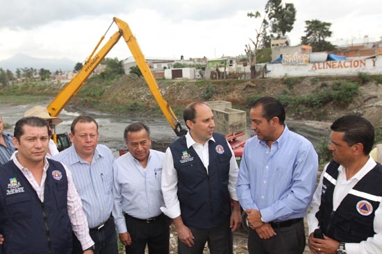 SGG supervisa desazolve en barrancas de Puebla