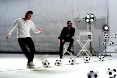 Beckham interpreta a Beethoven con un balón