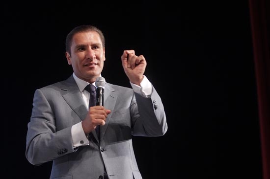 Moreno Valle va a EU para gestiones financieras