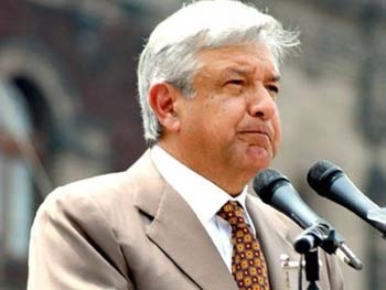 Estalinismo e intolerancia de AMLO