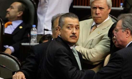 Pacto por México no debe prestarse a chantajes: Beltrones