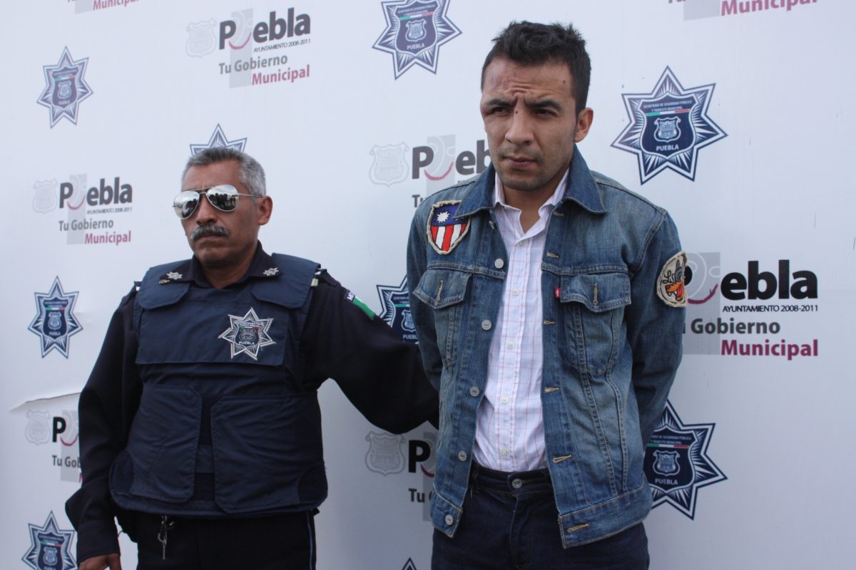 Indocumentado colombiano asaltaba a cuentahabientes en Puebla