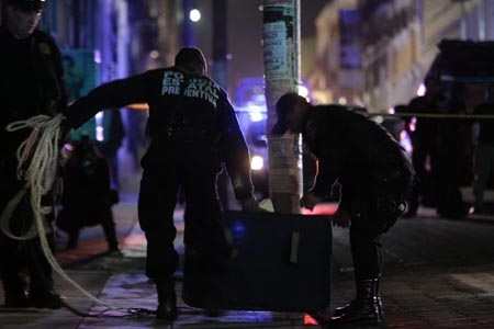 Maleta abandonada en el Centro Histórico pone en alerta a elementos policiales