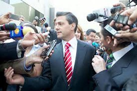“Equilibrio entre las buenas y malas noticias”, pide EPN a medios de comunicación