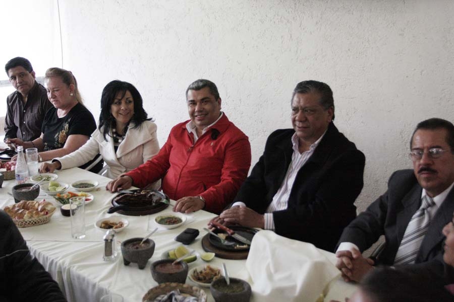 Zavala sigue firme en sus aspiraciones: Humberto Aguilar Viveros