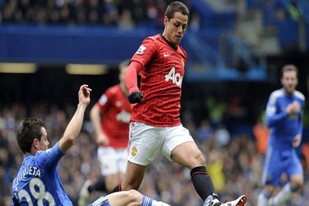 Chicharito iría al Tottenham a cambio de Bale