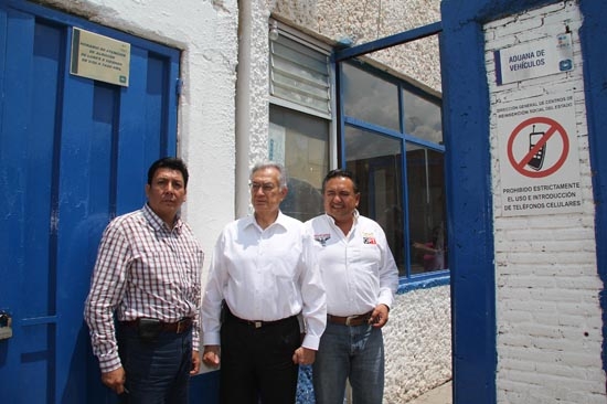 SME inicia campaña contra Javier Lozano