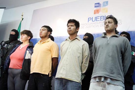 Juez dicta 50 años de cárcel por triple homicidio video grabado por los responsables