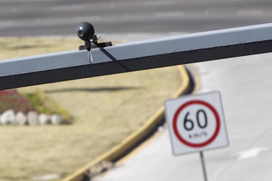 Finanzas y Vialidad ocultan información sobre multas a conductores en la Vía Atlixcáyotl