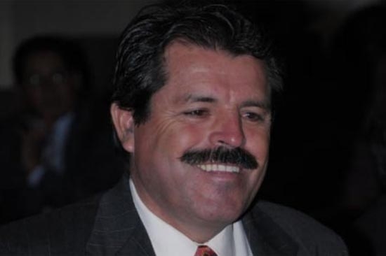 Diputado del PRI dice que a las mujeres, como a la tierra, “hay que abonarlas”