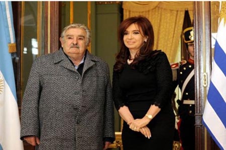 Argentina-Uruguay: Fernández y Mujica se reencuentran tras crisis por insultos