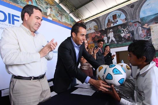 DIF Estatal busca prevenir la migración de jóvenes a través del deporte