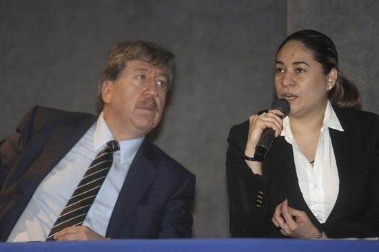 Gobierno debe garantizar la libertad de expresión: PGR