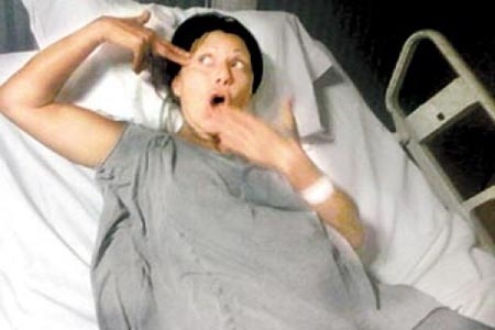 Alejandra Guzmán al quirófano, se colocará injerto en la cadera