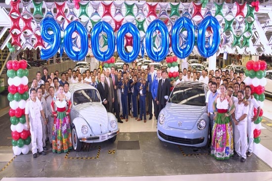 VW conmemora la producción de 9 millones de vehículos en México