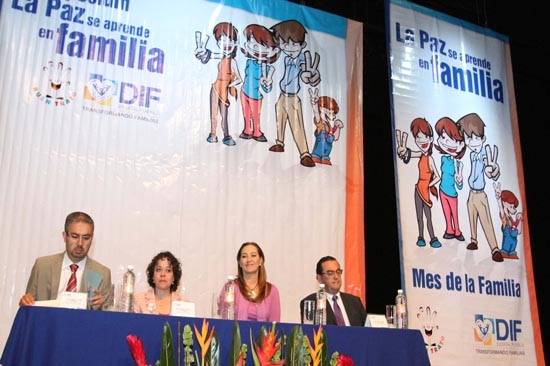 Sistema Estatal DIF atendió 6 mil reportes de maltrato familiar en 2011 en Puebla