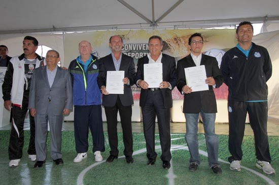 Lobos BUAP y La Franja trabajarán para fortalecer el futbol en la capital