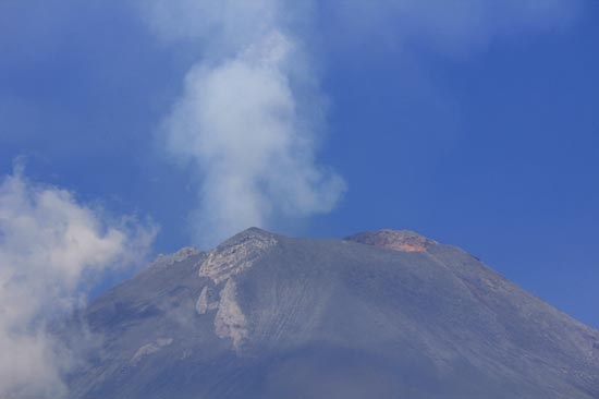 Popocatépetl, disminuye actividad pero continúa alerta Amarillo Fase 3