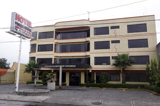 Marina realiza operativo en hotel de Huejotzingo