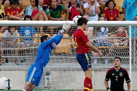 Tri Olímpico cayó 0-1 ante España