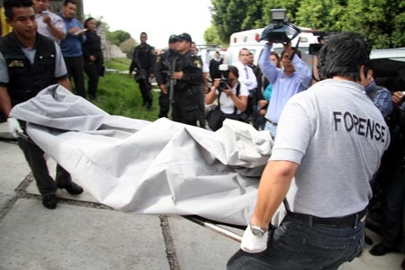 Otra mujer fue asesinada en la colonia La Paz