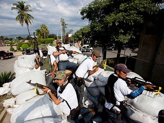 Michoacán en llamas; exigen a EPN intervenir para frenar la violencia